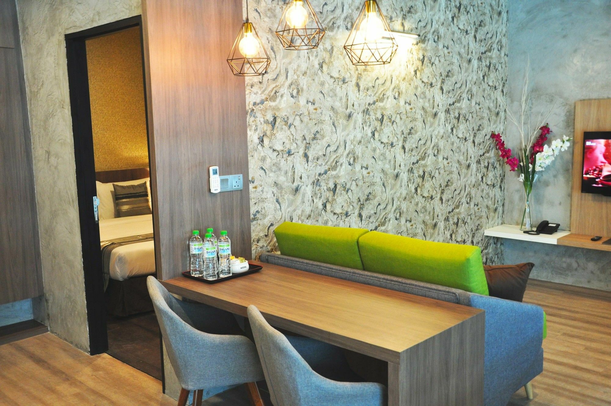 Valya Hotel, Ίπο Εξωτερικό φωτογραφία