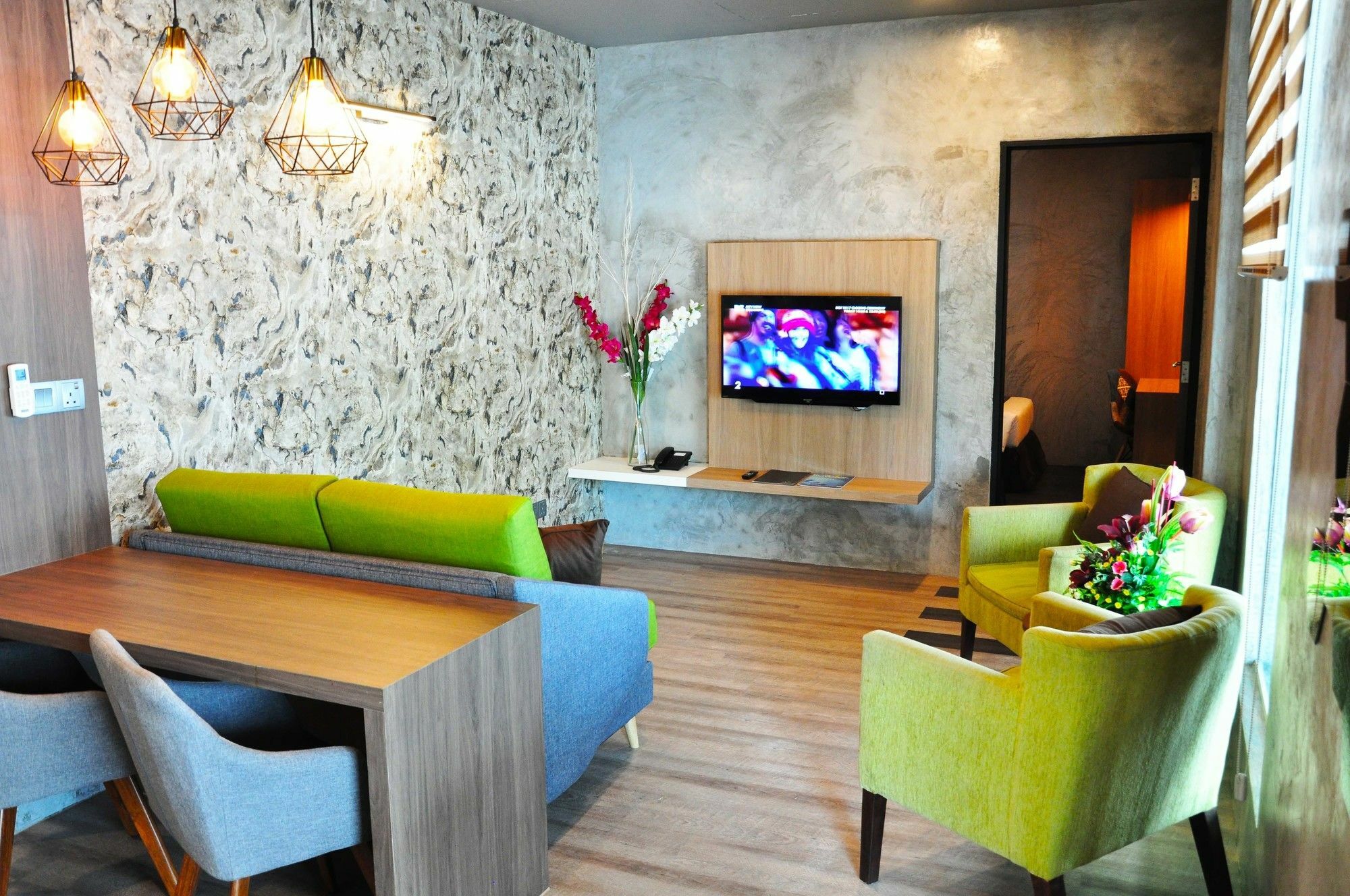 Valya Hotel, Ίπο Εξωτερικό φωτογραφία